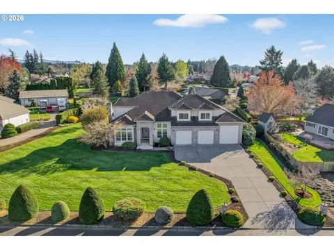 14007 SEklund Ave, Boring, OR 97009