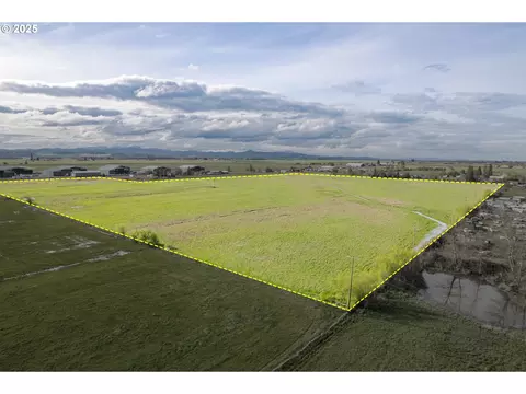 Green Hill Rd, Junction City, OR 97448
