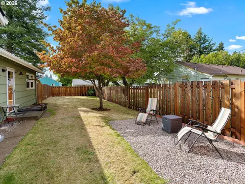 Exterior - 22015 SE Ash St, Gresham, OR 97030 photo 3 of 6