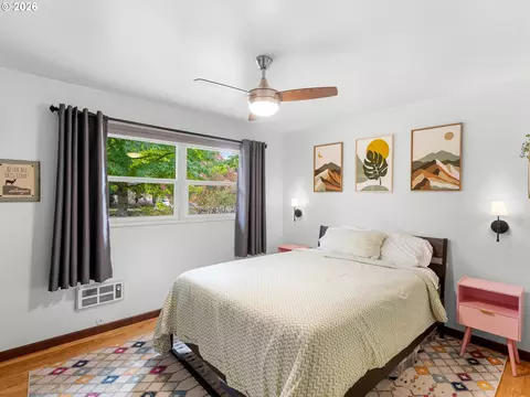 Bedroom - 22015 SE Ash St, Gresham, OR 97030 photo 1 of 2