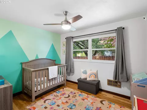Bedroom - 22015 SE Ash St, Gresham, OR 97030 photo 2 of 2