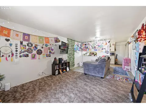 Other - 5104 E St, Springfield, OR 97478 photo 2 of 8