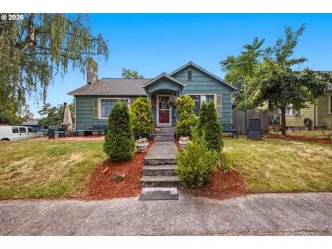 1900 F St, Vancouver, WA 98663