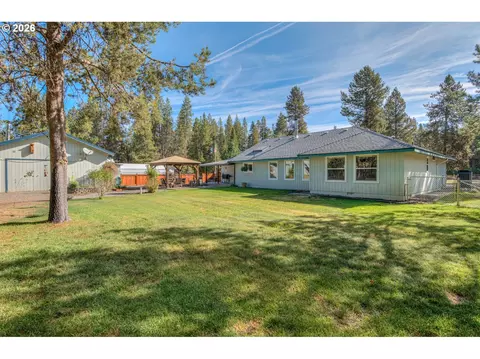 Exterior - 55471 Richard Way, Bend, OR 97707 photo 3 of 17