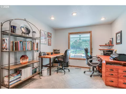 Other - 55471 Richard Way, Bend, OR 97707 photo 2 of 11