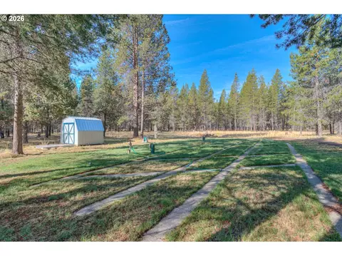 Exterior - 55471 Richard Way, Bend, OR 97707 photo 14 of 17
