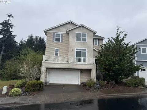 4390 Sequoia Loop, Tillamook, OR 97141