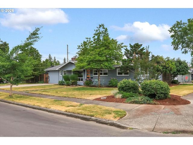 9760 SW Inglewood Pl, Portland, OR 97225