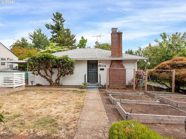 4204 SE Adams St, Milwaukie, OR 97222