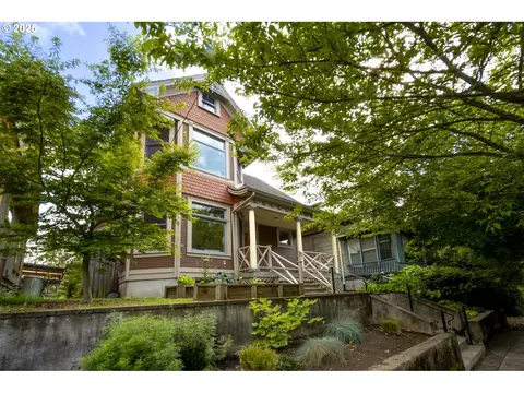 126 NE Thompson St, Portland, OR 97212