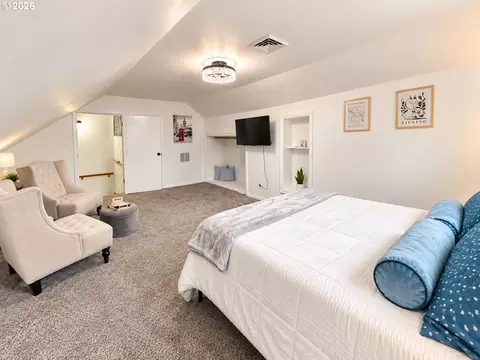 Bedroom - 2872 Suffolk Ct, Eugene, OR 97401 photo 7 of 7