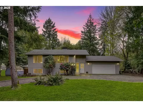 1779 Whistlers Park Rd, Roseburg, OR 97470