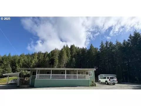 3200 Bennett Creek Rd, Cottage Grove, OR 97424