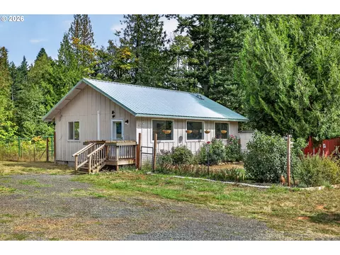 92 Bunker Keys Rd, Cook, WA 98605