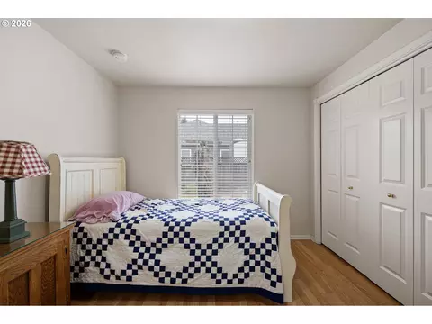 Bedroom - 3928 Hyacinth St, Eugene, OR 97404 photo 7 of 7