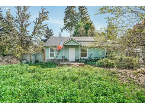 180 NE 47th Ave, Hillsboro, OR 97124
