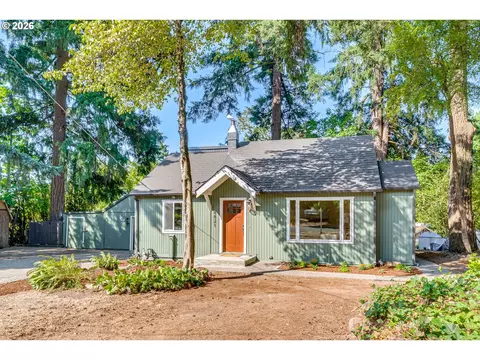 8821 SE 58th Dr, Portland, OR 97206