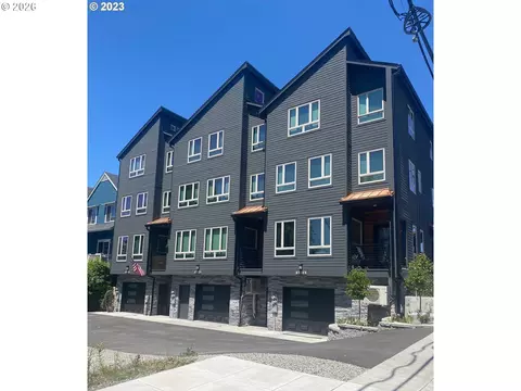 304 N Bridgeton Rd, Portland, OR 97217