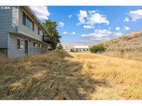 Exterior - 61476 Dee Cox Rd, Heppner, OR 97836 photo 5 of 8