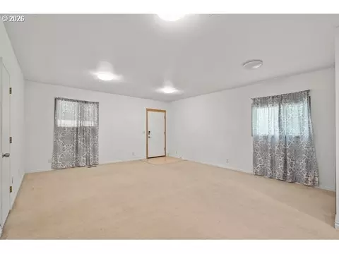 Living - 61476 Dee Cox Rd, Heppner, OR 97836 photo 9 of 10