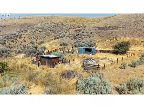 Exterior - 61476 Dee Cox Rd, Heppner, OR 97836 photo 8 of 8