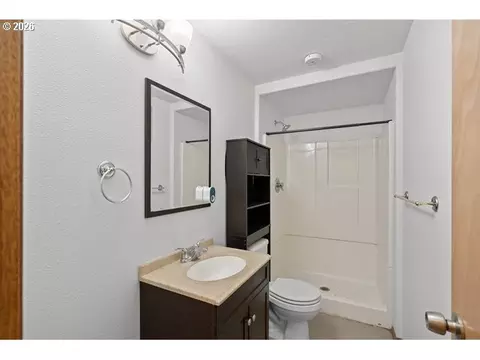 Bath - 61476 Dee Cox Rd, Heppner, OR 97836 photo 2 of 4