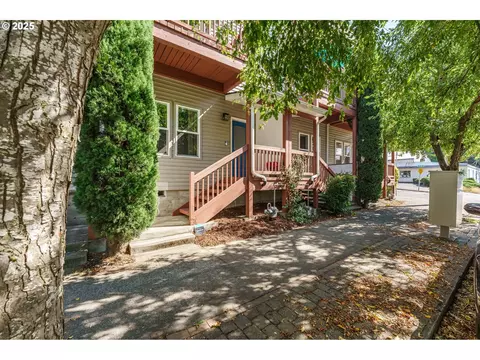8711 N Crawford St, Portland, OR 97203