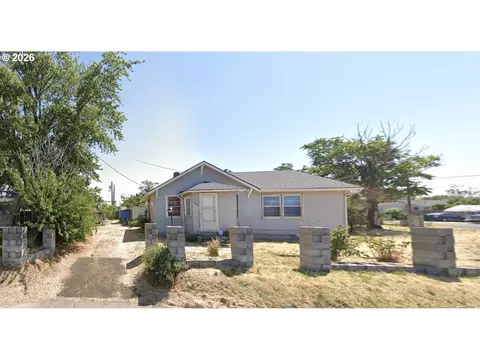 706 NE 10th Ave, Milton Freewater, OR 97862