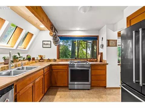 3809 Monroe St, Eugene, OR 97405 photo 11