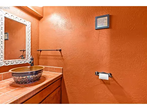 3809 Monroe St, Eugene, OR 97405 photo 18