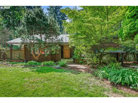 4025 SW 6th Avenue Dr, Portland, OR 97239