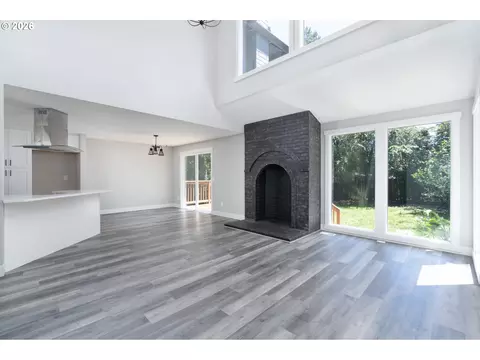 Living - 4010 SW 13th Ct, Gresham, OR 97080 photo 3 of 7