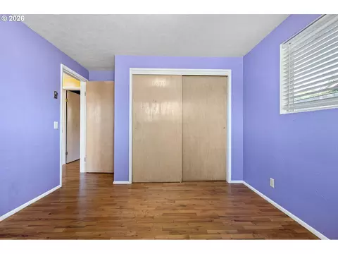Bedroom - 130 E 31st Ave, Eugene, OR 97405 photo 6 of 7