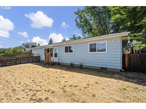 Exterior - 130 E 31st Ave, Eugene, OR 97405 photo 9 of 9