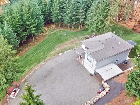 6015 NW High Heaven Rd, Mcminnville, OR 97128