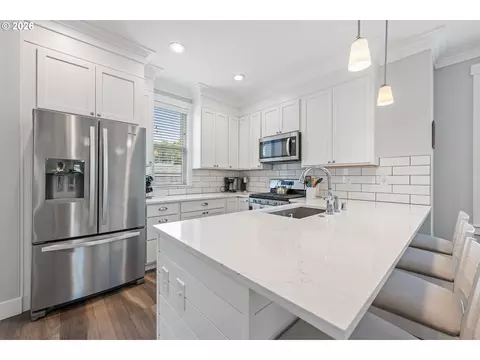Kitchen - 11 Cedar Run Loop, Pacific Beach, WA 98571 photo 1 of 2