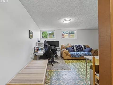 Other - 1454 SW 4th St, Gresham, OR 97080 photo 7 of 13