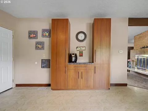 Other - 1454 SW 4th St, Gresham, OR 97080 photo 4 of 13