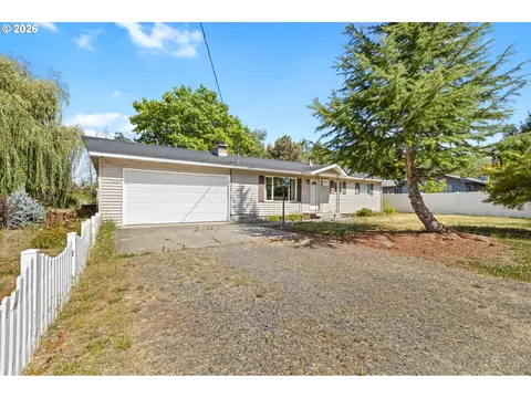 1627 Southgate Way, Grants Pass, OR 97527