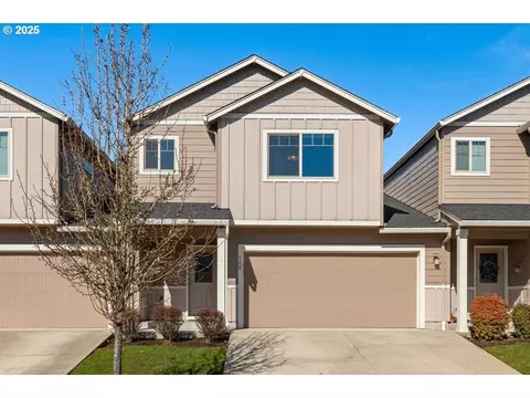 108 NE 14th St, Battle Ground, WA 98604