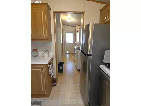 Entry Way - 5335 Main St #11, Springfield, OR 97478 photo 1 of 1