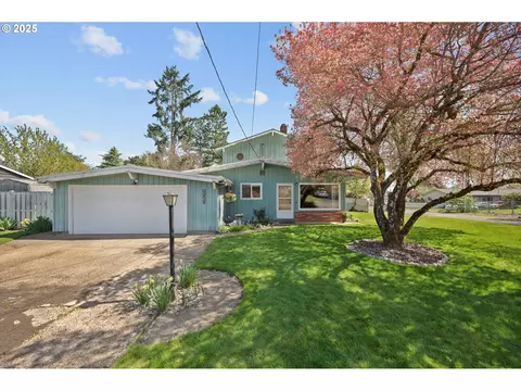 52080 SE 3rd Pl, Scappoose, OR 97056