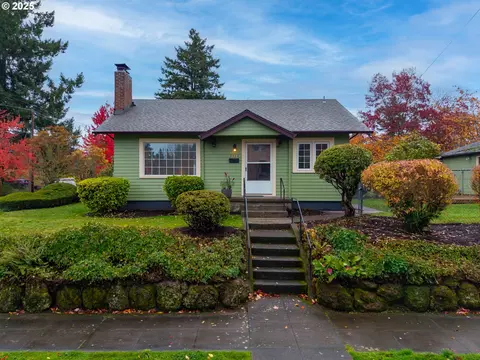 5734 NE Broadway, Portland, OR 97213