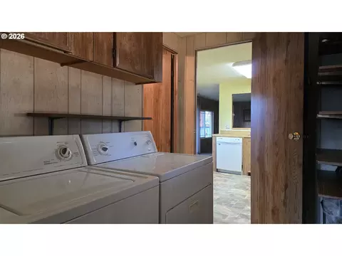 Other - 1625 Henderson Ave #B10, Eugene, OR 97403 photo 11 of 13