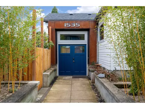 1535 SE 80th Ave, Portland, OR 97215