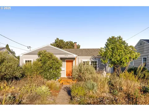 4400 SE 74th Ave, Portland, OR 97206