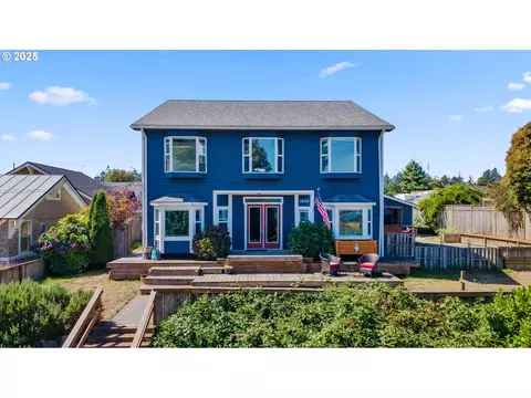 2630 Stanton Ave, North Bend, OR 97459