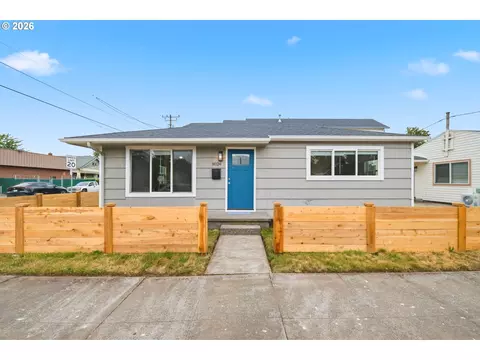 8024 NE Fremont St, Portland, OR 97213