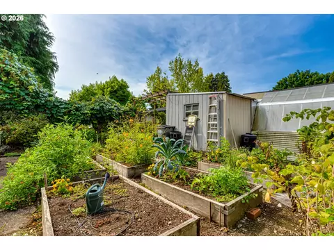 Other - 727 Elm Dr, Eugene, OR 97404 photo 9 of 10