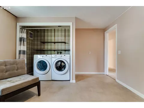 Other - 727 Elm Dr, Eugene, OR 97404 photo 7 of 10